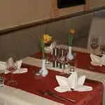 Hotell Steuxner 3*